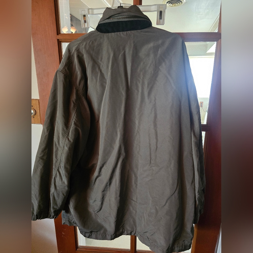 Facconable Men's Rain Jacket Medium - image 2